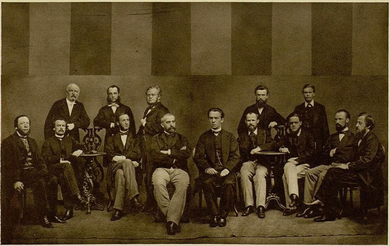 унікальна світлина першого складу Харківського окружного суду 1867 року